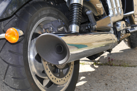 Verstellbarer Auspuff Triumph Rocket III Roadster